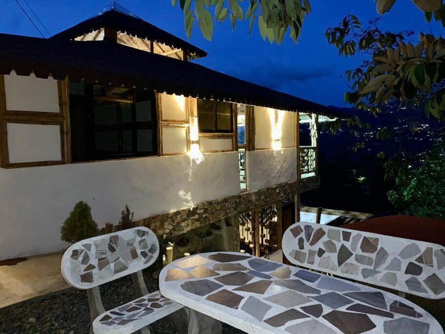 El Eden; Un Paraiso Irresistible. Barbosa  Εξωτερικό φωτογραφία