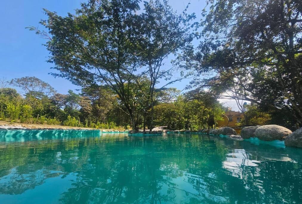 El Eden; Un Paraiso Irresistible. Barbosa  Εξωτερικό φωτογραφία